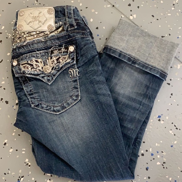 Miss Me Capri’s - Picture 2 of 3